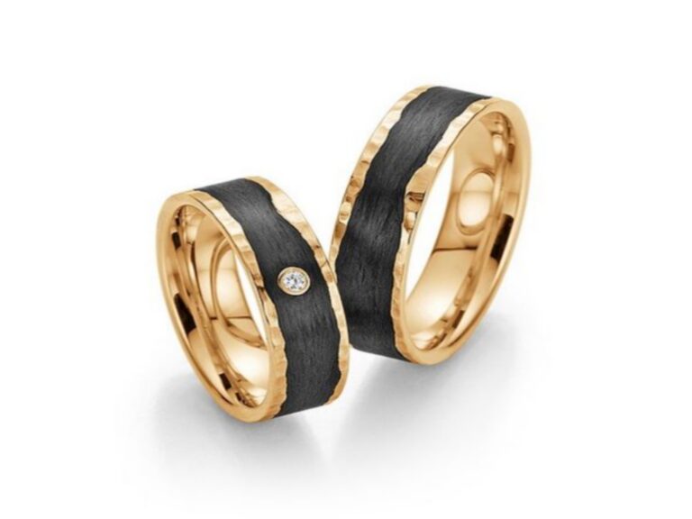 Fischer Vigselring Moment of Glory Carbone – Elegant Ring i 18K Guld Fischer Vigselring Moment of Glory Carbone – Elegant Ring i 18K Guld